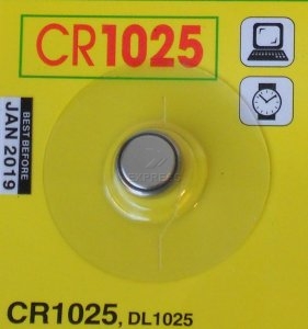 Mando a distancia:  CR1025