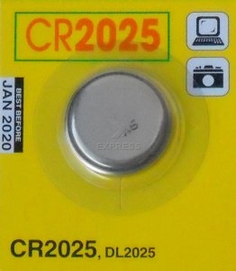 Mando a distancia:  CR2025